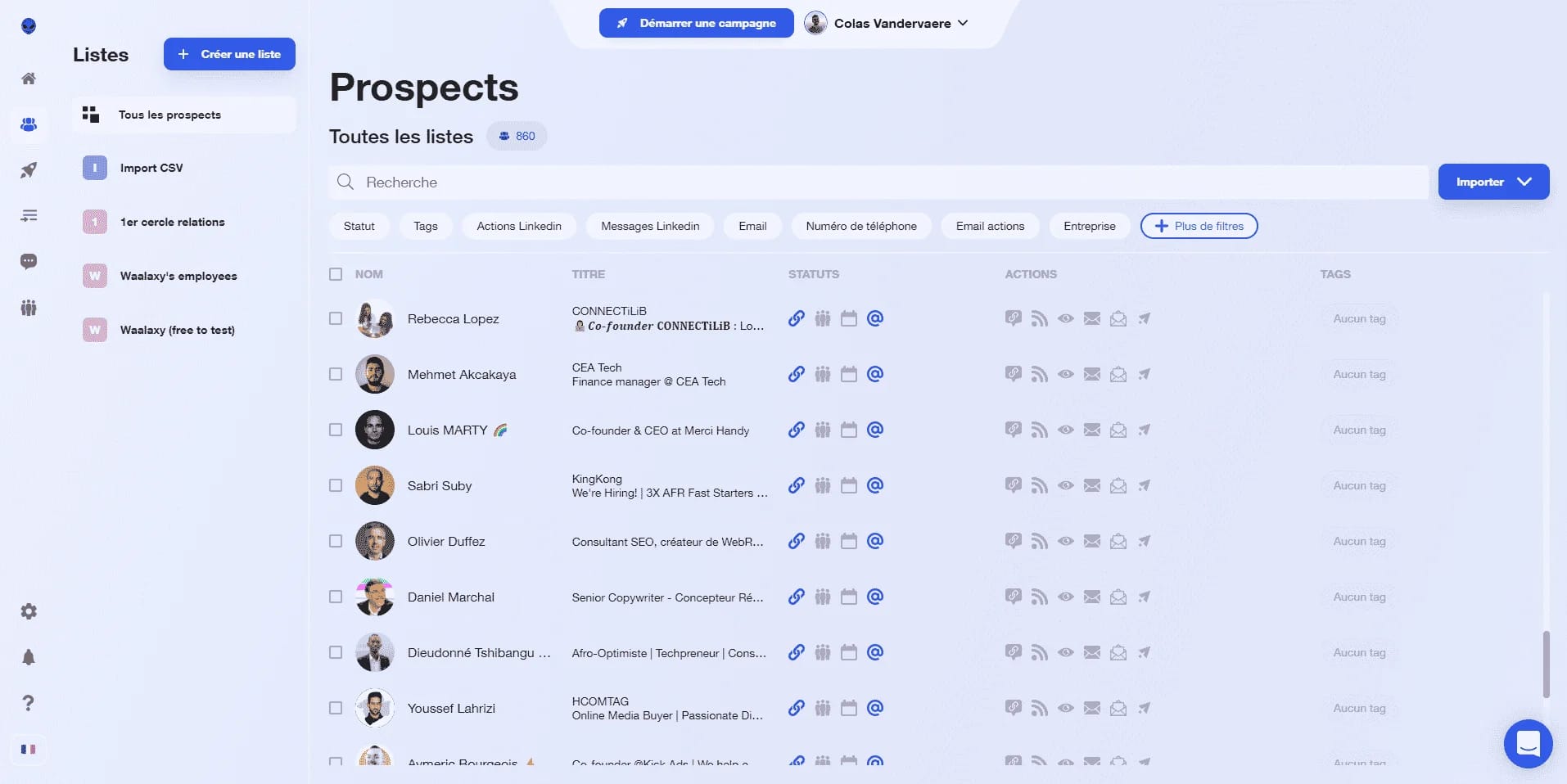 Tableau de bord de gestion des prospects avec liste de contacts et filtres