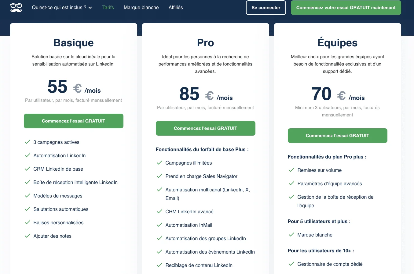 Comparaison des trois plans tarifaires LinkedIn : Basique à 55€, Pro à 85€ et Équipes à 70€ avec leurs fonctionnalités respectives